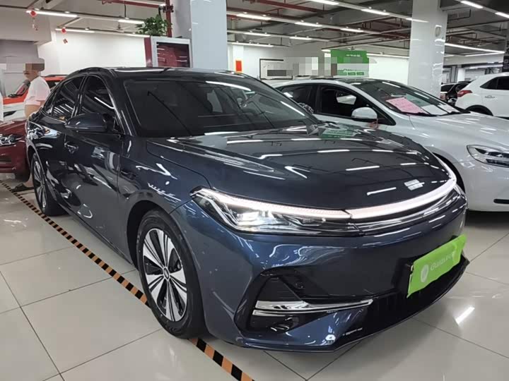 Geely Galaxy A7, 2025 — фото 4 из 9