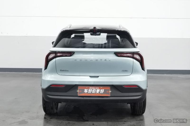 Geely Geometry E Firefly, 2023 — фото 3 из 12