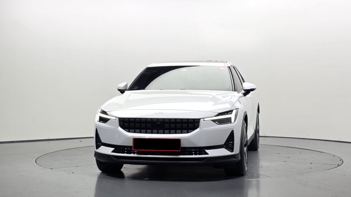 Polestar 2, 2023 — фото 3 из 12