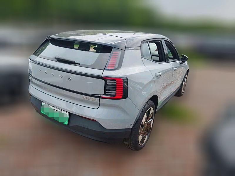 Volvo EX30, 2024 — фото 3 из 7
