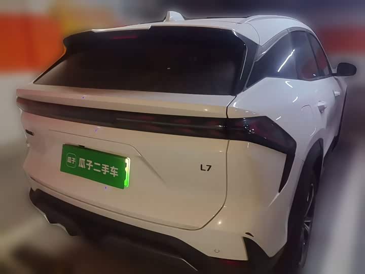 Geely Galaxy L7, 2023 — фото 3 из 9