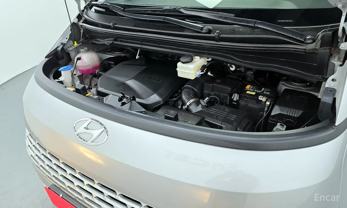 Hyundai Staria, 2023 — фото 6 из 12