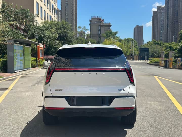 Geely Atlas L, 2025 — фото 5 из 9