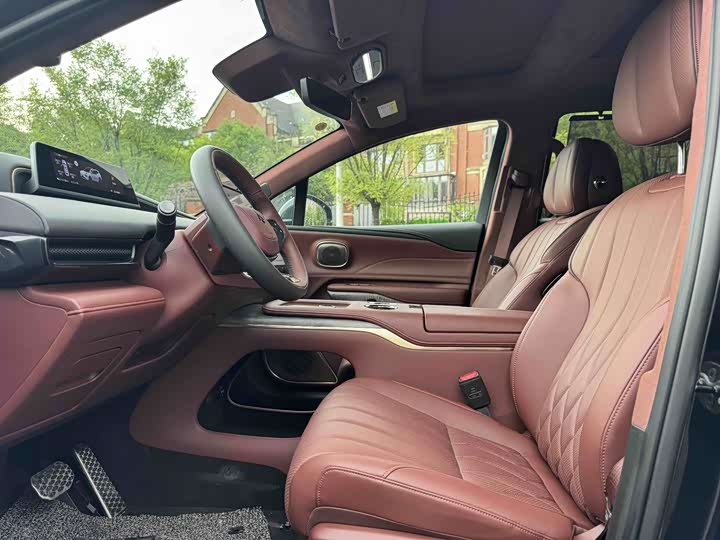 GAC Hyptec HL, 2025 — фото 4 из 9