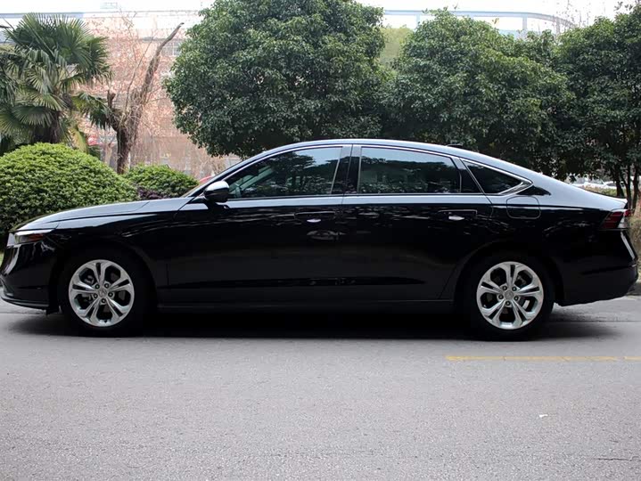 Honda Accord, 2023 — фото 4 из 9