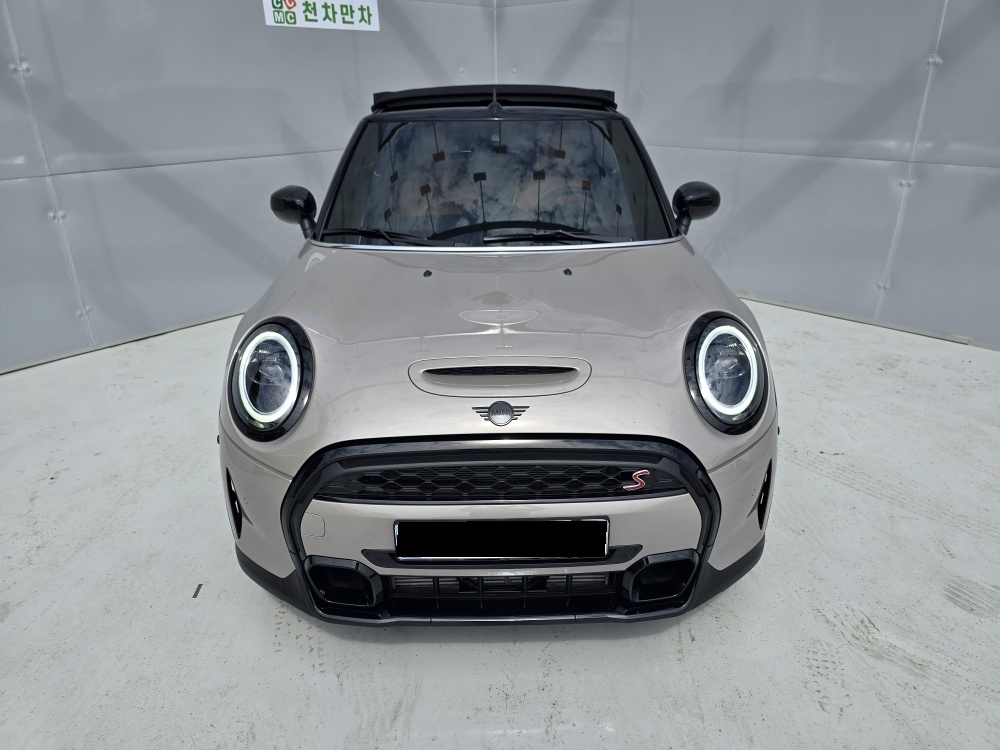 Mini Cooper Convertible, 2024 — фото 2 из 12