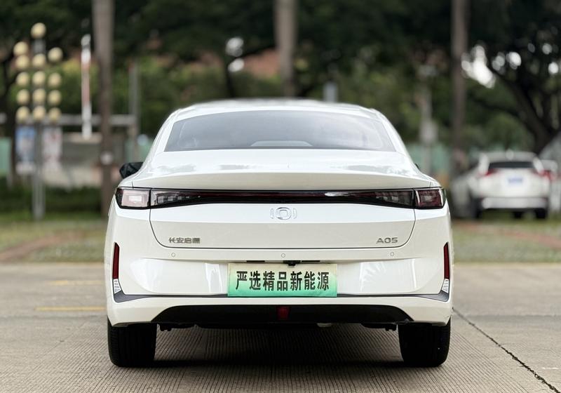 Changan Qiyuan (Nevo) A05, 2024 — фото 5 из 12