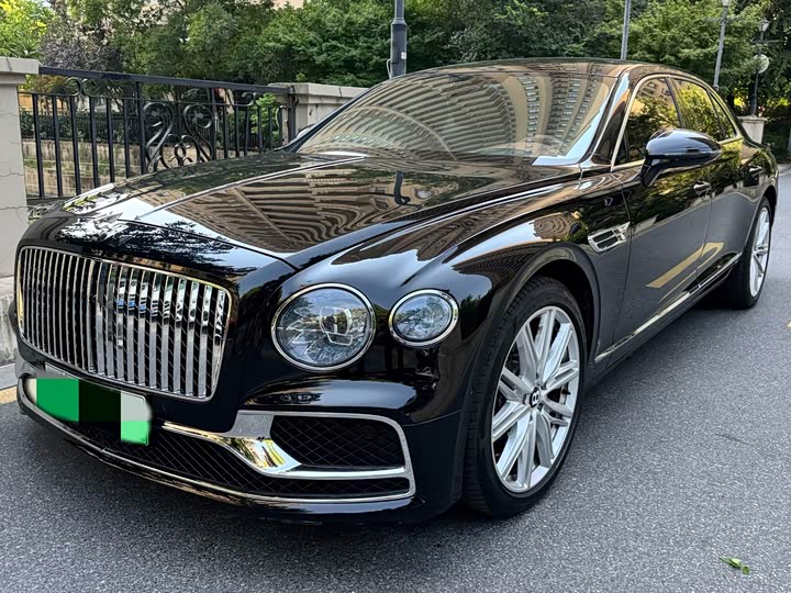 Bentley Flying Spur Hybrid, 2024 — купить в Тольятти под ключ