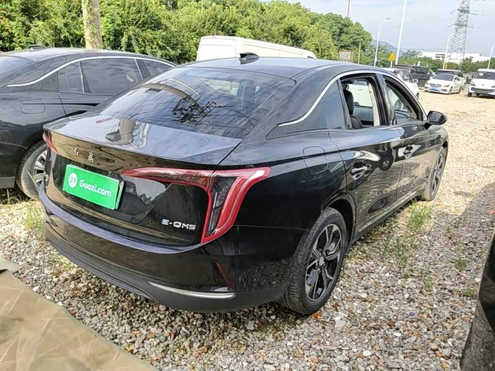 Hongqi E-QM5, 2023 — фото 7 из 9