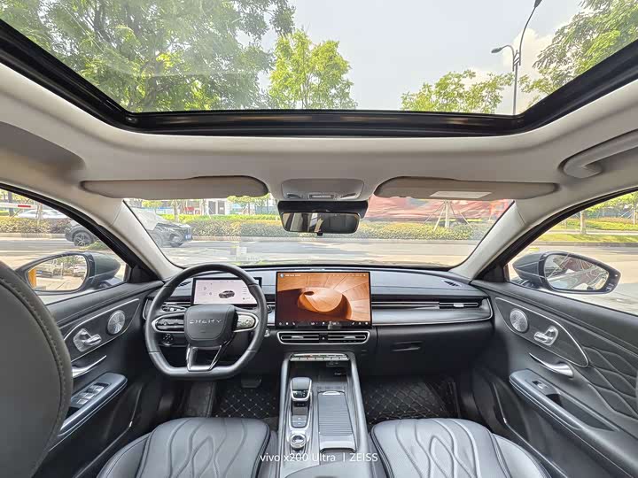 Chery Arrizo 8 Pro, 2024 — фото 8 из 9