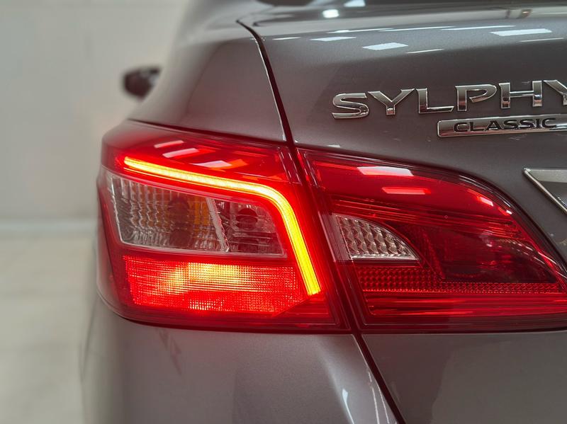 Nissan Sylphy, 2022 — фото 8 из 12