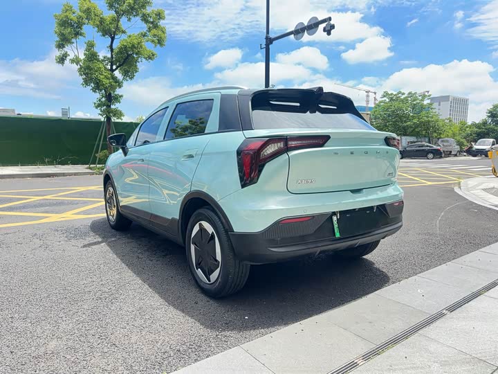 Geely Geometry E Firefly, 2023 — фото 7 из 9