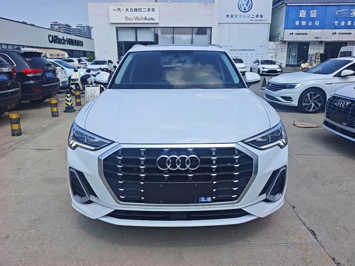 Audi Q3, 2022 — фото 2 из 9