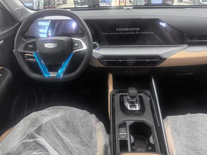 Geely Okavango Pro, 2025 — фото 7 из 9