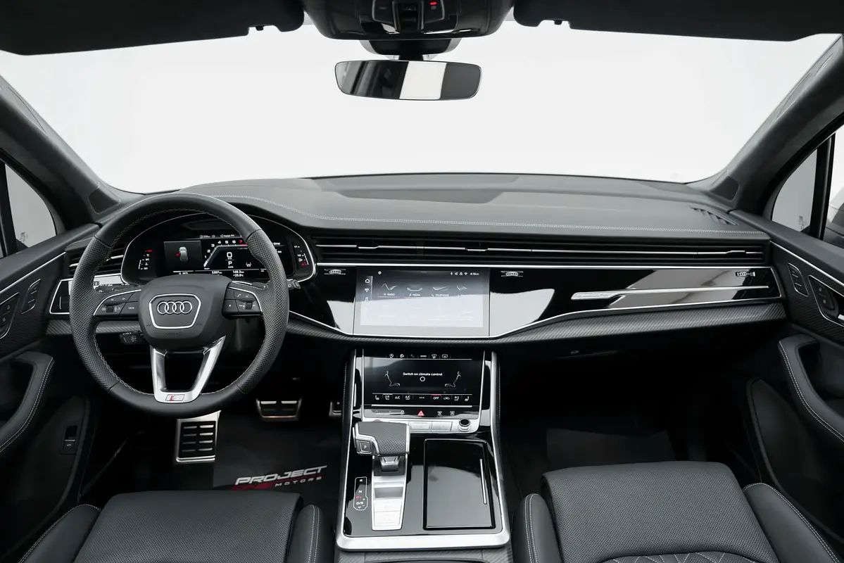 Audi SQ7, 2025 — фото 6 из 10