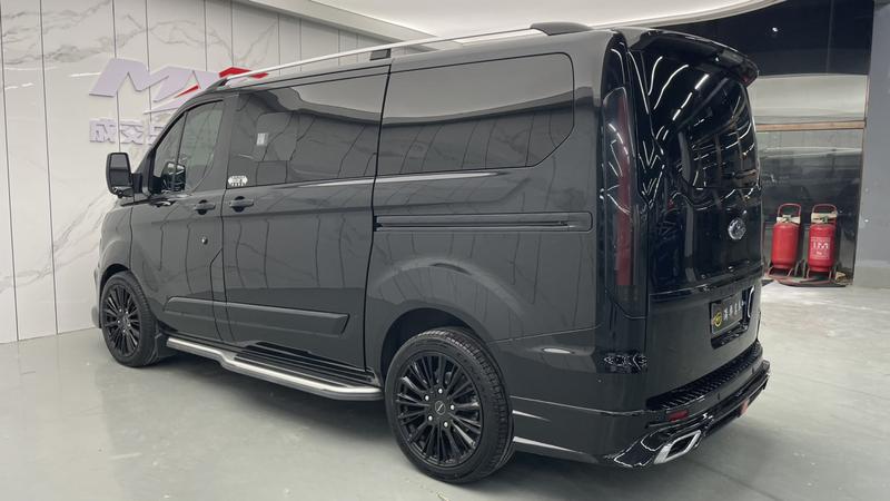 Ford Tourneo, 2022 — фото 5 из 12