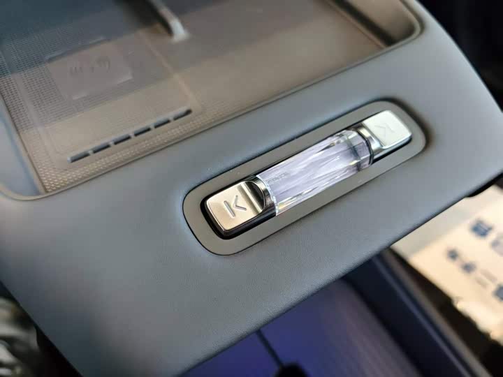 Volvo XC70 Hybrid, 2025 — фото 7 из 9