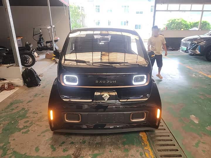 Baojun KiWi EV, 2022 — фото 3 из 9