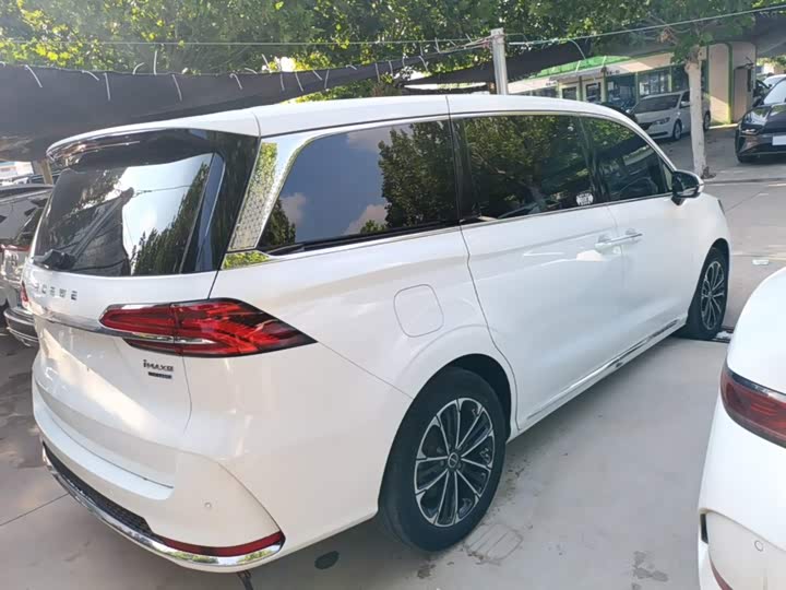 Roewe iMax 8, 2021 — фото 7 из 9