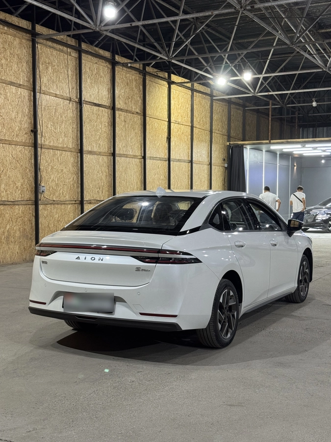 GAC Aion S Plus, 2026 — фото 3 из 6