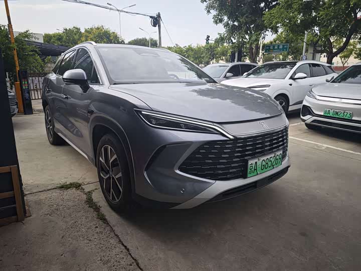 BYD Song L DM-i Hybrid, 2024 — фото 3 из 9