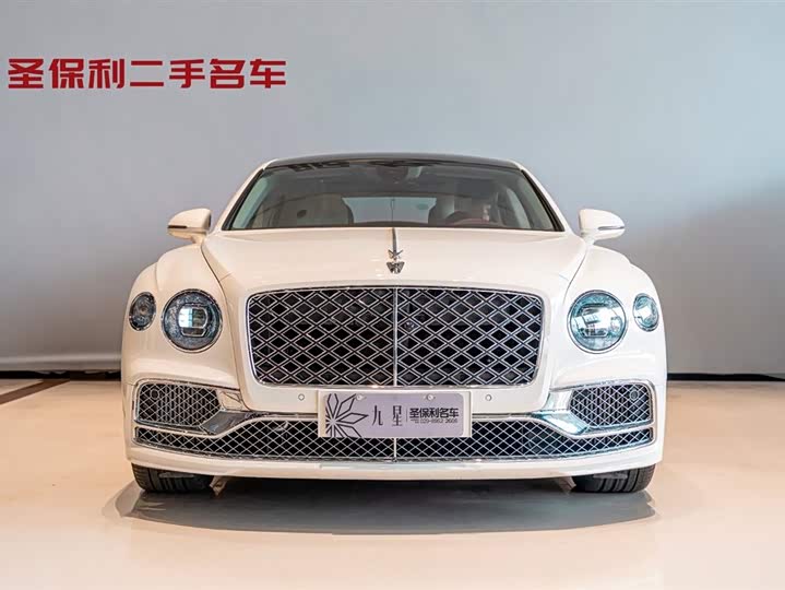 Bentley Flying Spur Hybrid, 2024 — фото 2 из 9