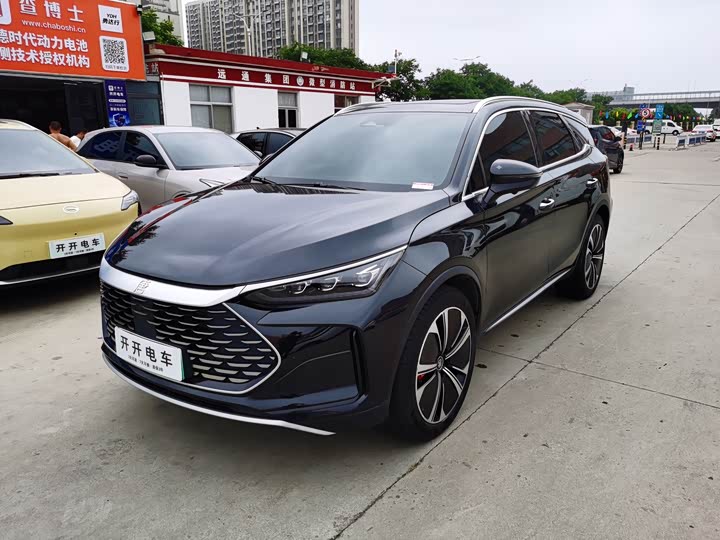 BYD Tang Hybrid/EV, 2023 — фото 2 из 9