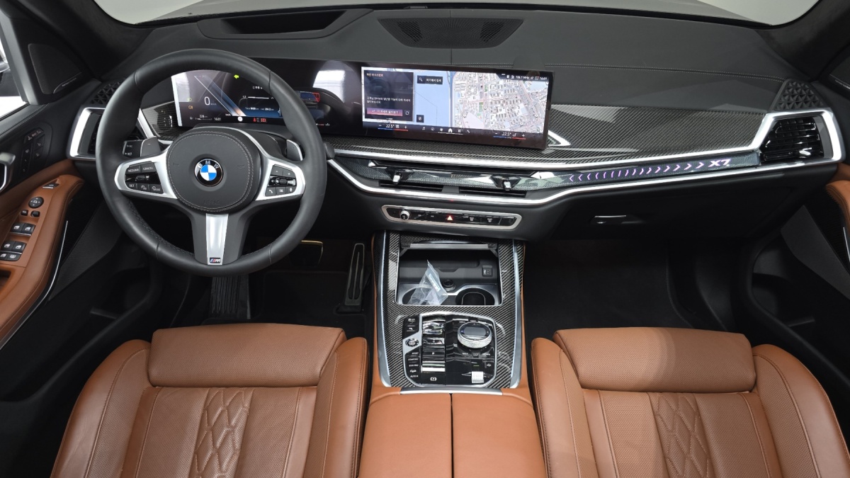 BMW X7, 2025 — фото 7 из 12
