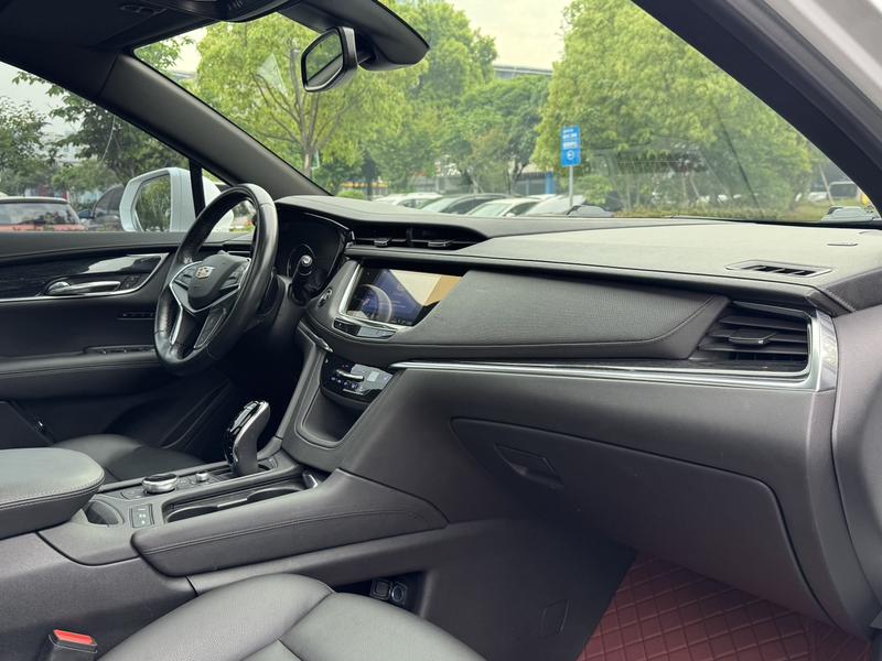 Cadillac XT5, 2021 — фото 10 из 12