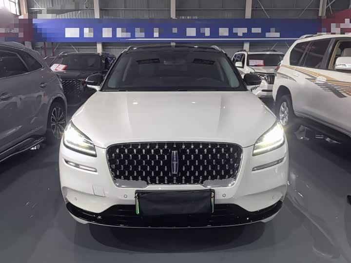 Lincoln Corsair Hybrid, 2022 — фото 3 из 9