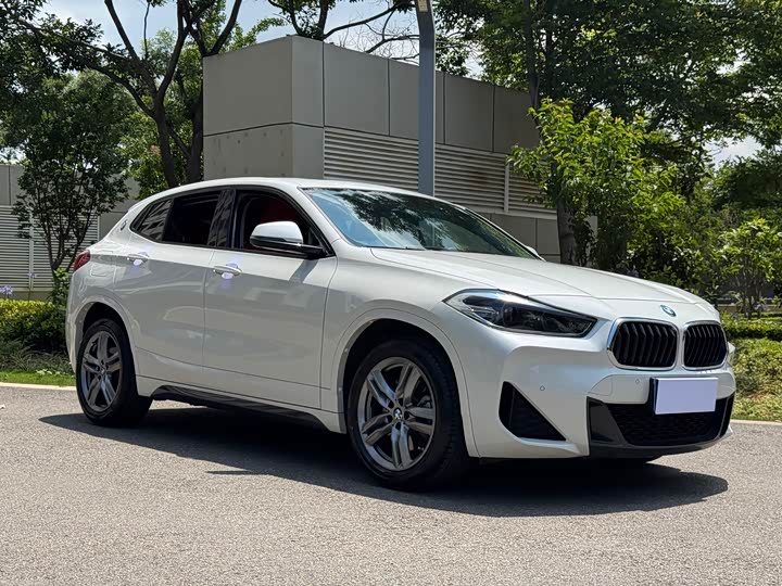 BMW X2, 2022 — фото 3 из 9