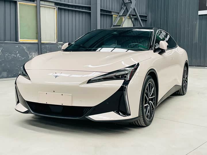 BAIC Arcfox Alpha S5, 2025 — купить в Пензе под ключ