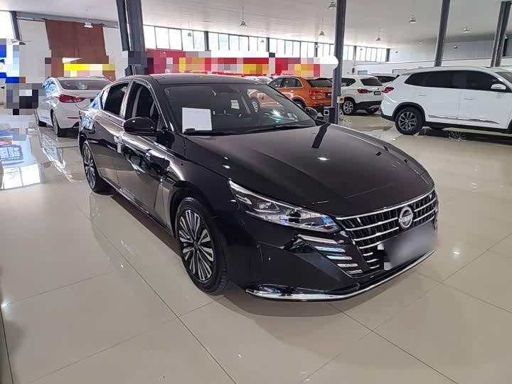 Nissan Teana, 2024 — фото 4 из 9