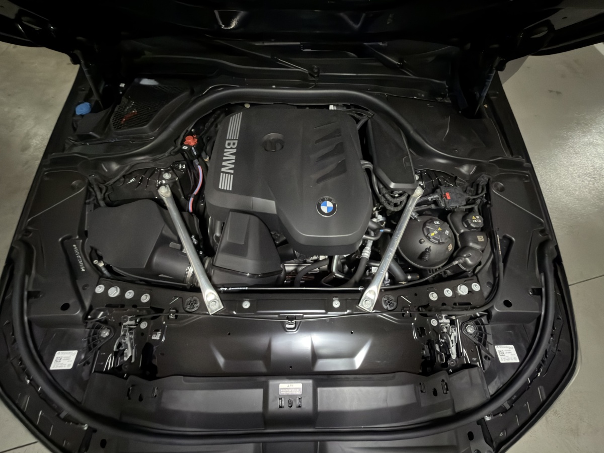 BMW 5 Series, 2025 — фото 7 из 12