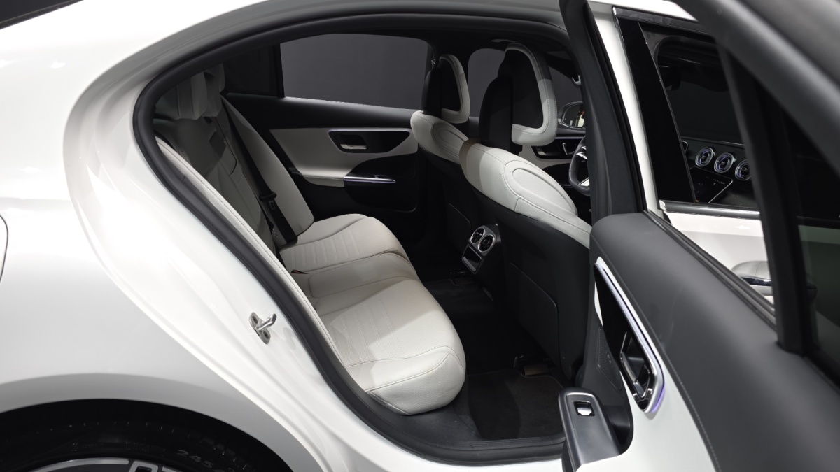 Mercedes-Benz C-Class, 2025 — фото 12 из 12