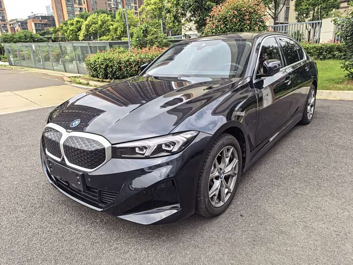 BMW i3, 2025 — купить в Саранске под ключ