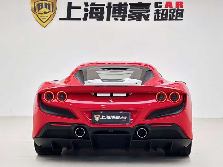 Ferrari F8, 2022 — фото 4 из 9