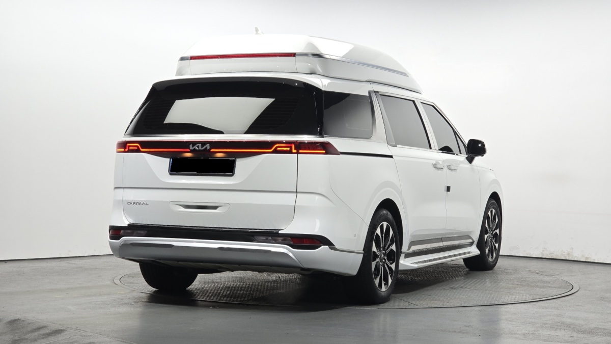 Kia Carnival, 2023 — фото 2 из 12