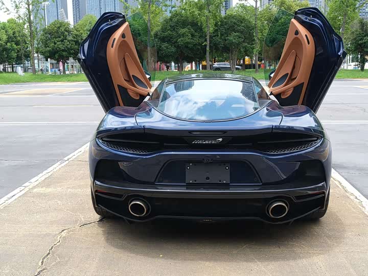 McLaren GT, 2023 — фото 9 из 9