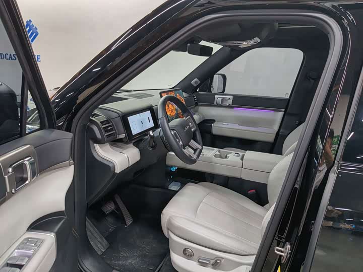 BYD FangChengBao Titanium 7 (Tai 7), 2025 — фото 8 из 9