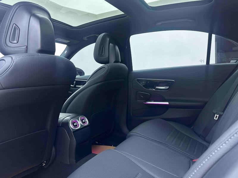 Mercedes-Benz C-Class, 2023 — фото 8 из 9