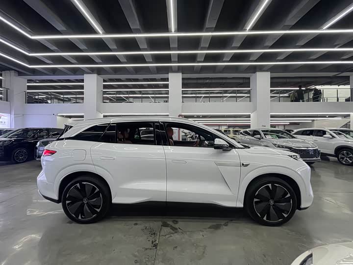 BYD Tang L, 2025 — фото 5 из 9