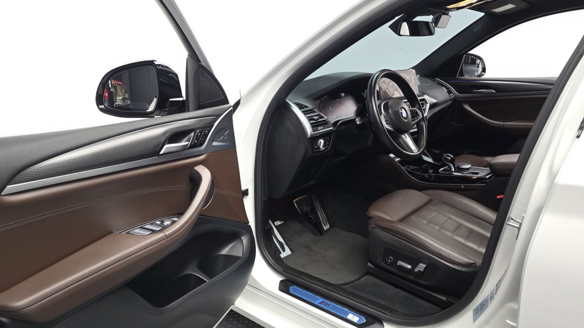BMW X4, 2022 — фото 9 из 12