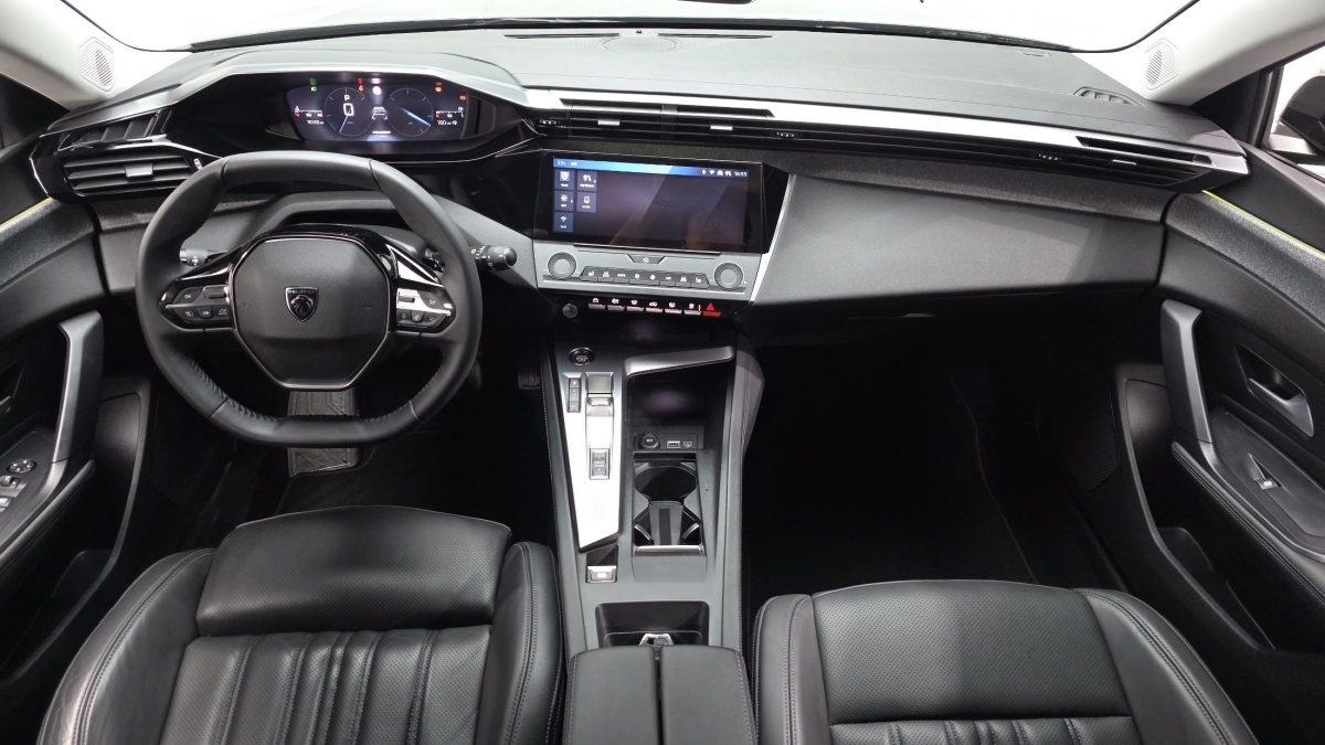 Peugeot 308, 2023 — фото 7 из 12