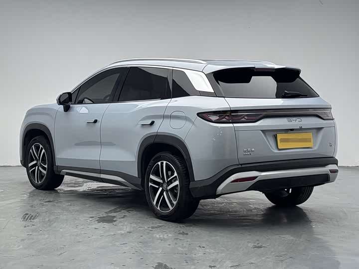 BYD Song L DM-i Hybrid, 2024 — фото 6 из 9