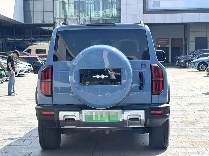 BYD FangChengBao Leopard 5, 2023 — фото 8 из 9