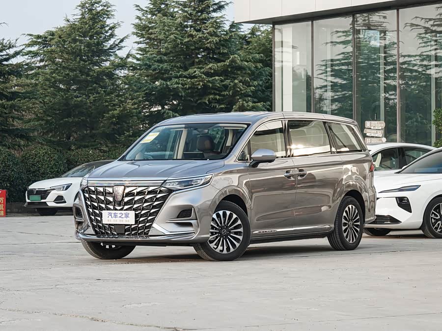 Roewe iMax 8 EV, 2026 — купить в Москве под ключ