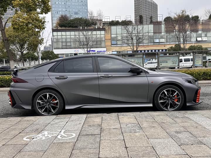 GAC Trumpchi Empow R, 2022 — фото 8 из 9