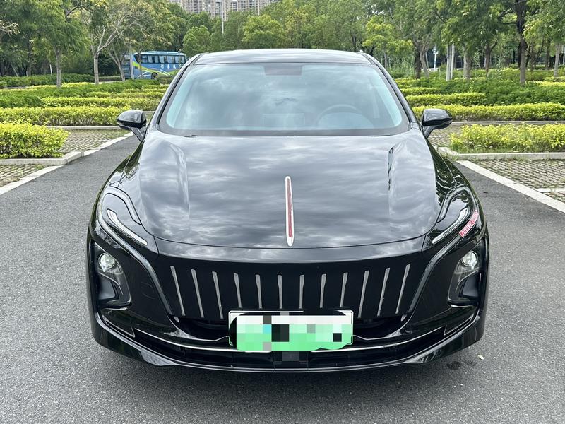 Hongqi E-QM5, 2024 — фото 2 из 12