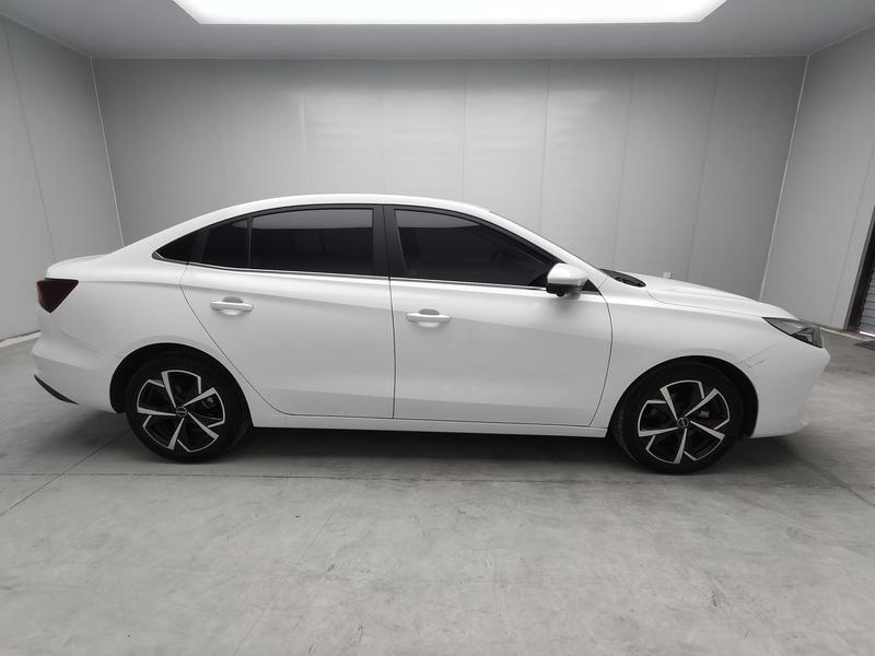 Roewe i5, 2024 — фото 8 из 12